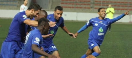 هلال القدس يتصدر المحترفين 