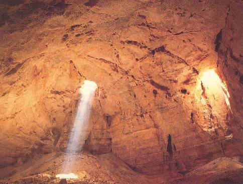 دعوة لأكتشاف العالم تحت الأرض