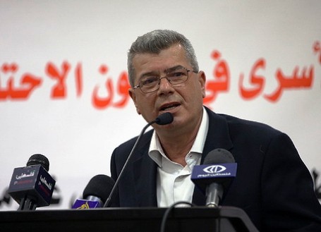 قراقع: هناك قرار لدى حكومة الاحتلال باسقاط شهداء من الاسرى