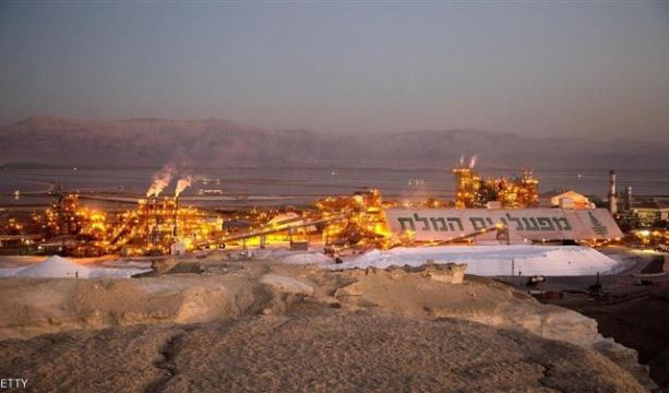 تسرب أحماض من مصنع الأسمدة 