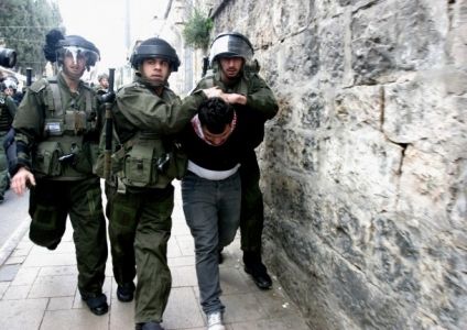 همة نيوز: 27 اعتقالا داخل المسجد الأقصى خلال تموز