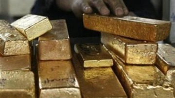 الذهب يهبط من أعلى مستوياته في 4 أسابيع