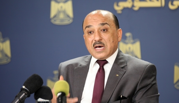 حساينة: سلطات الاحتلال توافق على طلبات لإدخال مواد بناء إلى غزة