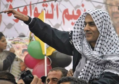 قوات الاحتلال تقتحم منزل الأسيرالمحررالشوامرة 