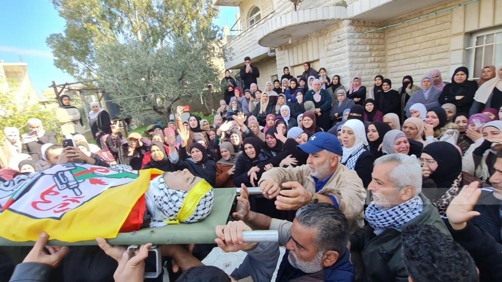 تشييع الشهيد نعسان في المغير.jpg