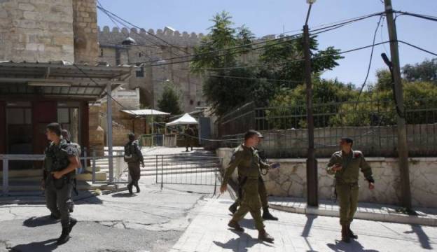 اعتقال 3 أطفال في القدس والخليل
