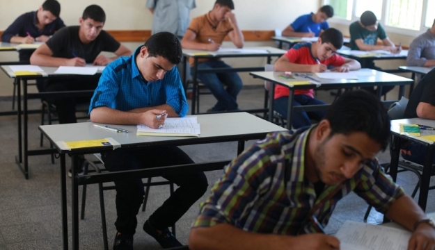 جمعة: تم تسليم كشوفات طلبة غزة للسلطات المصرية