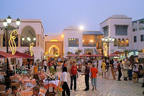تونس تسعى إلى دعم قطاع السياحة  