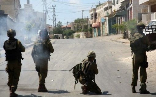 اعتقال شابين خلال حملة اعتداءات واسعة في قرية النبي صالح