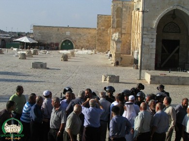 قرار للاحتلال بمنع أهالي غزة من الصلاة في الأقصى المبارك