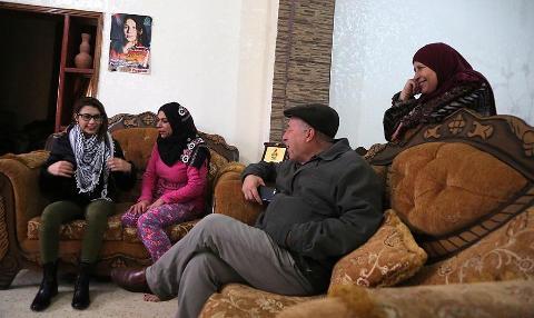 نور التميمي تكشف تفاصيل اعتقالها