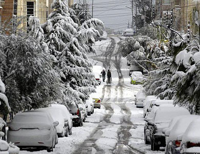 وفاة أردنيين في حوادث بسبب العاصفة الثلجية