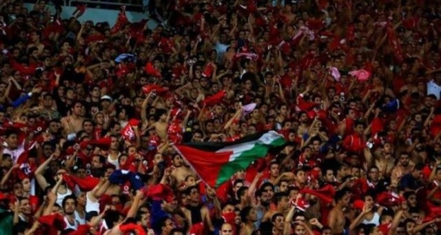 جماهير الأهلي تهتف لفلسطين أمام أتلتيكو مدريد