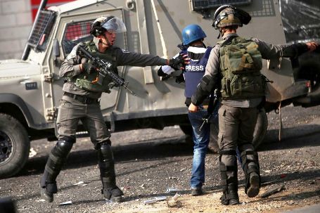 الصحافة الفلسطينية في مرمى الاحتلال الإسرائيلي