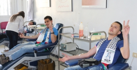 حملات التبرع بالدم تتواصل في الضفة الغربية 