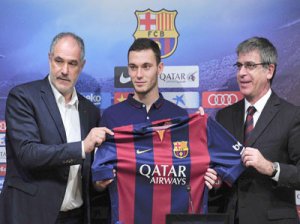 برشلونة يتعاقد مع لاعب آرسنال توماس فيرمالين لـ 5 أعوام