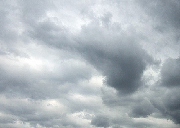 الأرصاد الجوية: انخفاض على درجات الحرارة والجو غائم جزئيا وبارد