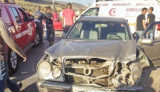 إصابة 6 فلسطينيين بحادث سير شرق طولكرم
