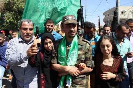 الإفراج عن أسير من غزة عقب 13 عاماً