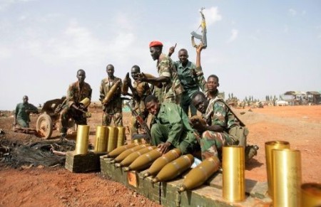 جنوب السودان .. قصف على المقار الحكومية والامم المتحدة ترجح عدد القتلى بعشرات الآلاف
