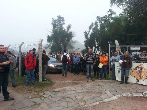 مدينة بورتو اليغري البرازيلية تحتج على التعاون العسكري مع شركة 