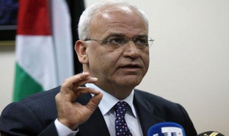 عريقات يطلب بحامية دولية للفلسطينيين بمخيم اليرموك