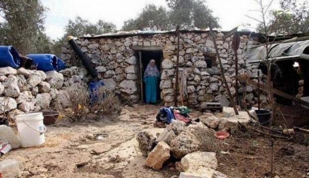 إخطارات هدم في عزبة أبو البصل غرب سلفيت