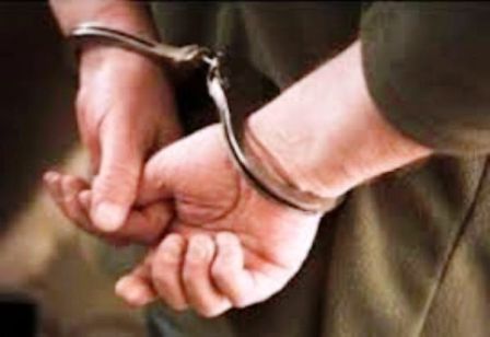 القبض على شخصين بتهمة سرقة في نابلس 