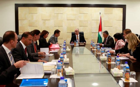 الحمد الله يشيد بالدراسة التي أعدتها الأمم المتحدة لتوحيد عمل الصحة والتعليم بالضفة وغزة