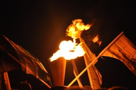 ايقاد شعلة انطلاق فعاليات احياء النكبة وسط غزة