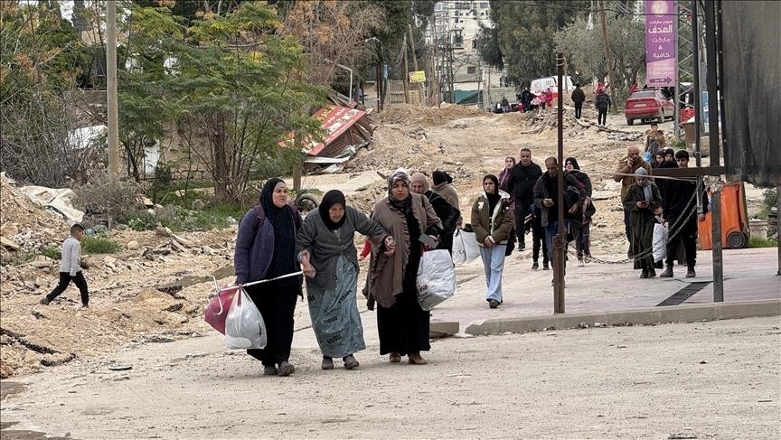 تهجير الأهالي من قبل المستوطنين.jpg