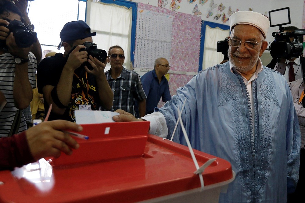 2019-09-15T084036Z_1347972485_RC1DF90B9B00_RTRMADP_3_TUNISIA-ELECTION.jpg