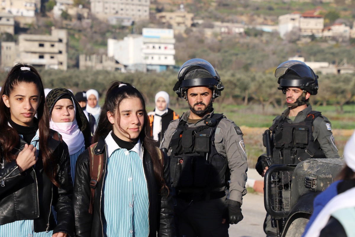 الاحتلال يقتحم المدارس في الضفة.jpg