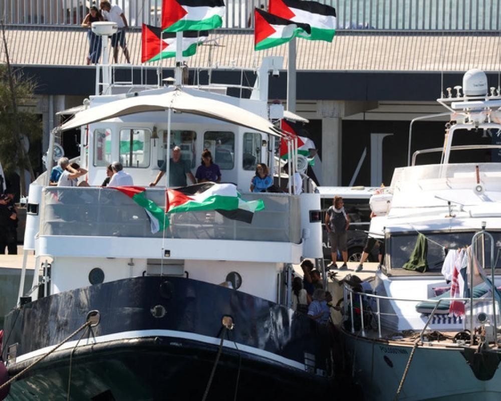 سفينة صحفيين.jpg