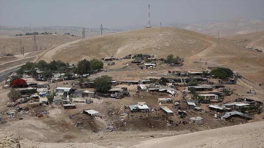 تجمع بدوي في القدس.jpg