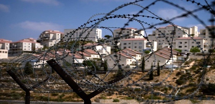 israeli-settlement-barbed-wire-large.jpg