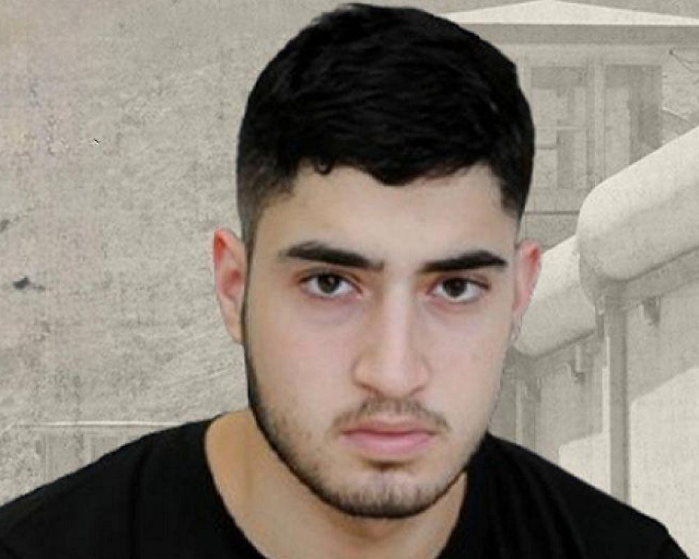 مصعب الأسير.jpg