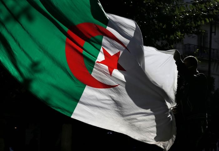 202005mena_algeria_flag_demonstration.jpg