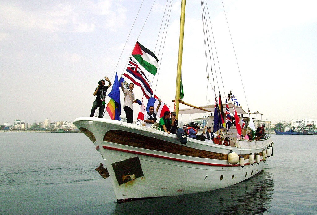 freegazaboatsalesfromcyprustogazaaug222008.jpg