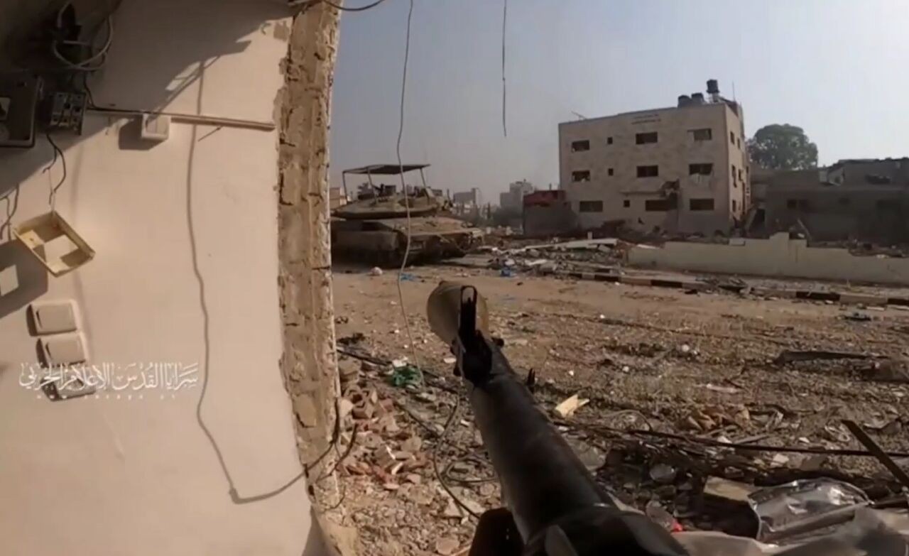 سرايا القدس تفخخ مبنى في غزة.jpg