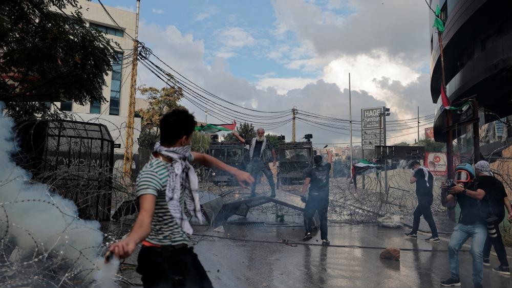 2023-10-18T135504Z_1188957628_RC21V3AHLX7I_RTRMADP_3_ISRAEL-PALESTINIANS-PROTEST-LEBANON.jpg