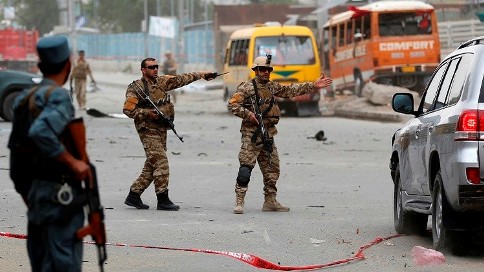 مقتل 14 شخصا في هجوم لطالبان على مقر دبلوماسي بكابول 