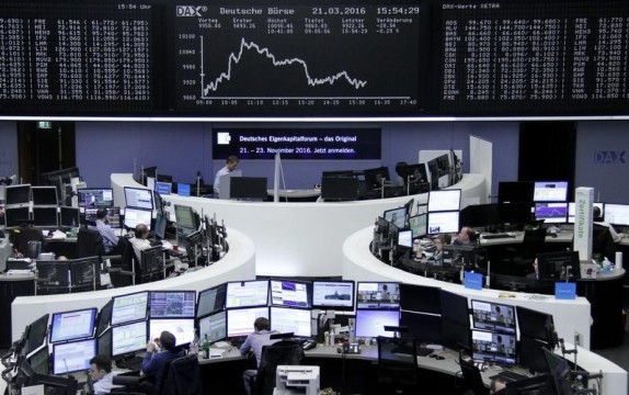 خسائر محدودة لأسهم أوروبا في 2016 