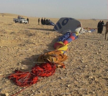 مصر.. مصرع سائح اجنبي واصابة 7 آخرين