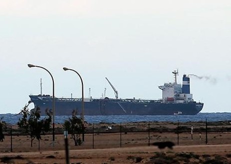 واشنطن تتهم منشقين ليبيين بسرقة النفط الليبي