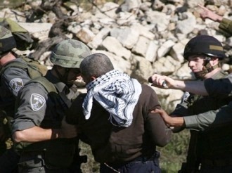 الاحتلال يعتقل العشرات في حملة واسعة بالضفة والقدس