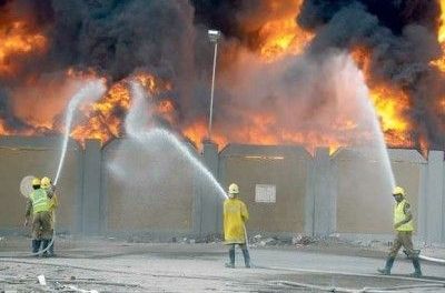 إخماد حريق في منطقة القصور الأموية جنوب المسجد الأقصى