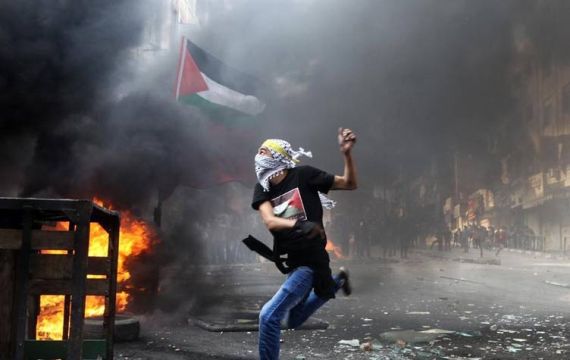 مواجهات بين الفلسطينيين وقوات الاحتلال في مناطق بالضفة والقدس