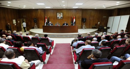 كتاب سوريون وفلسطينيون يشيدون بصمود غزة وبطولاتها بوجه الاحتلال 
