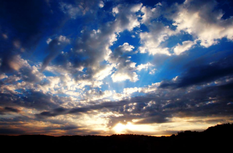 الطقس: ارتفاع على درجات الحرارة